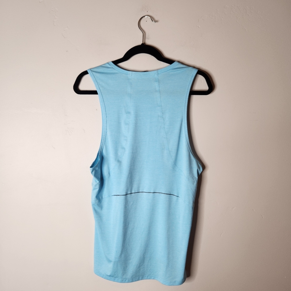 Lululemon Men's Fast & Free Tank Size Medium - Picture 3 of 6